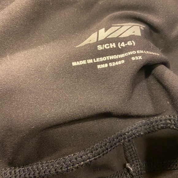 Exercise leggings - Picture 2 of 2